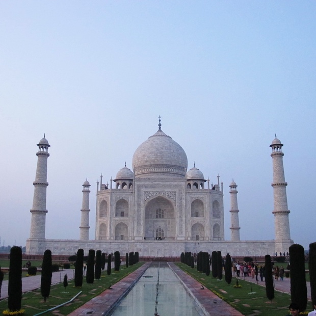 Taj1